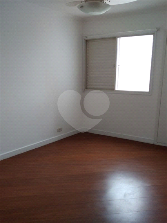 Apartamento à venda com 3 quartos, 74m² - Foto 31