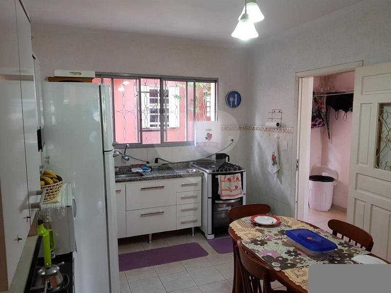 Sobrado à venda no bairro Jardim Leonor de Barros – Zona Norte