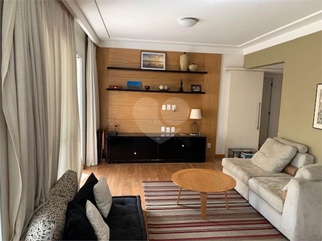 Alto de Pinheiros - Venda Apartamento - 3 Suites - 142m2 