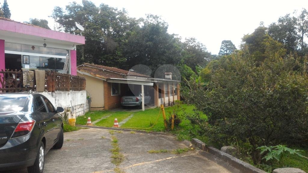 Imovel comercial passa o ponto no 9400 da Serra da Cantareira horti fruti loja e mini mercado