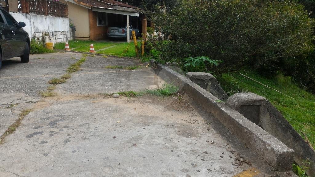 Imovel comercial passa o ponto no 9400 da Serra da Cantareira horti fruti loja e mini mercado