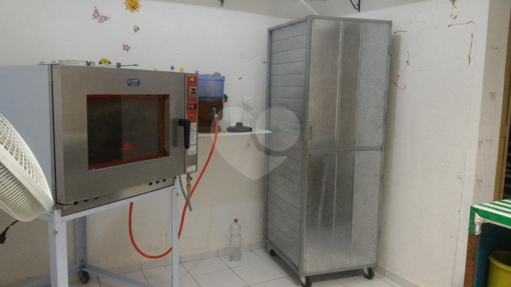 Imovel comercial passa o ponto no 9400 da Serra da Cantareira horti fruti loja e mini mercado