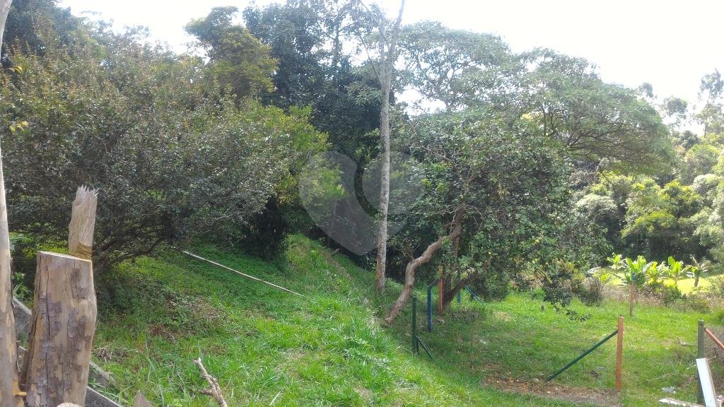 Imovel comercial passa o ponto no 9400 da Serra da Cantareira horti fruti loja e mini mercado