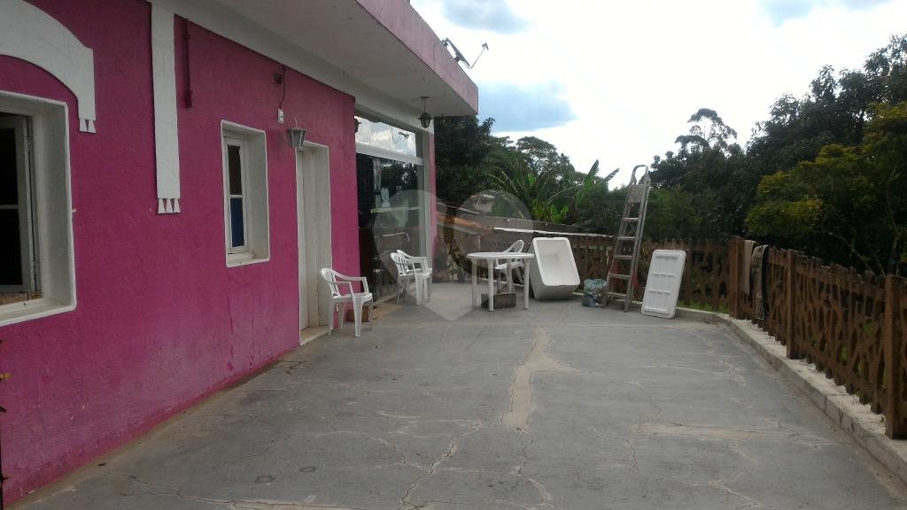 Imovel comercial passa o ponto no 9400 da Serra da Cantareira horti fruti loja e mini mercado