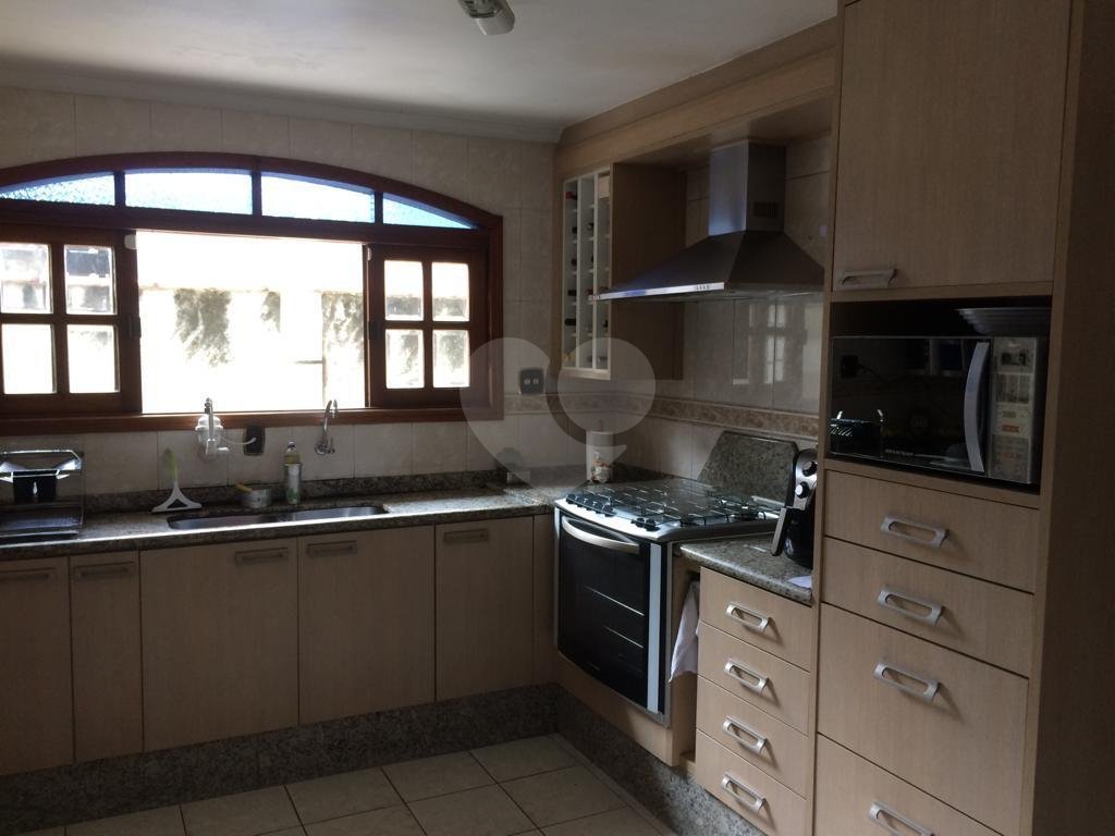 Maravilhosa casa à venda na região da Cachoeirinha – Zona Norte