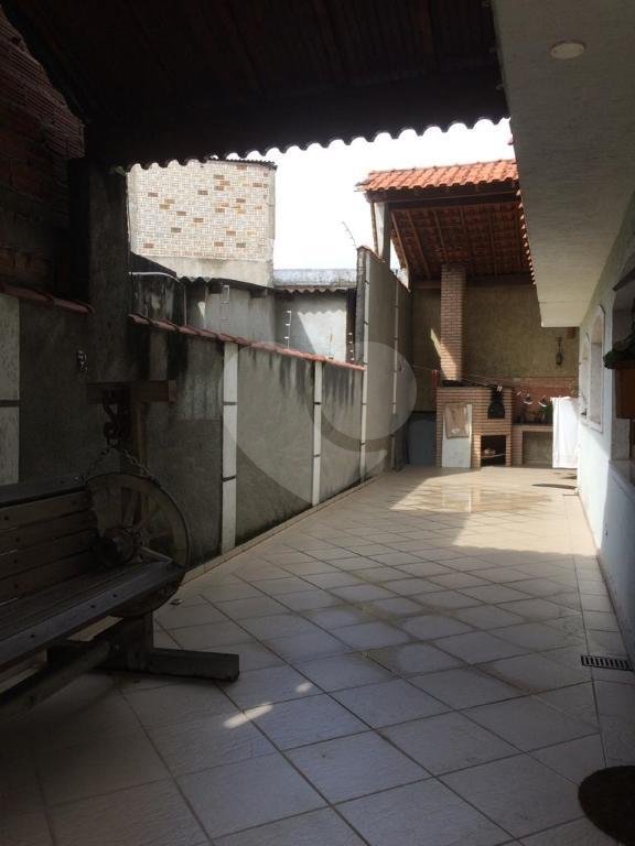 Maravilhosa casa à venda na região da Cachoeirinha – Zona Norte