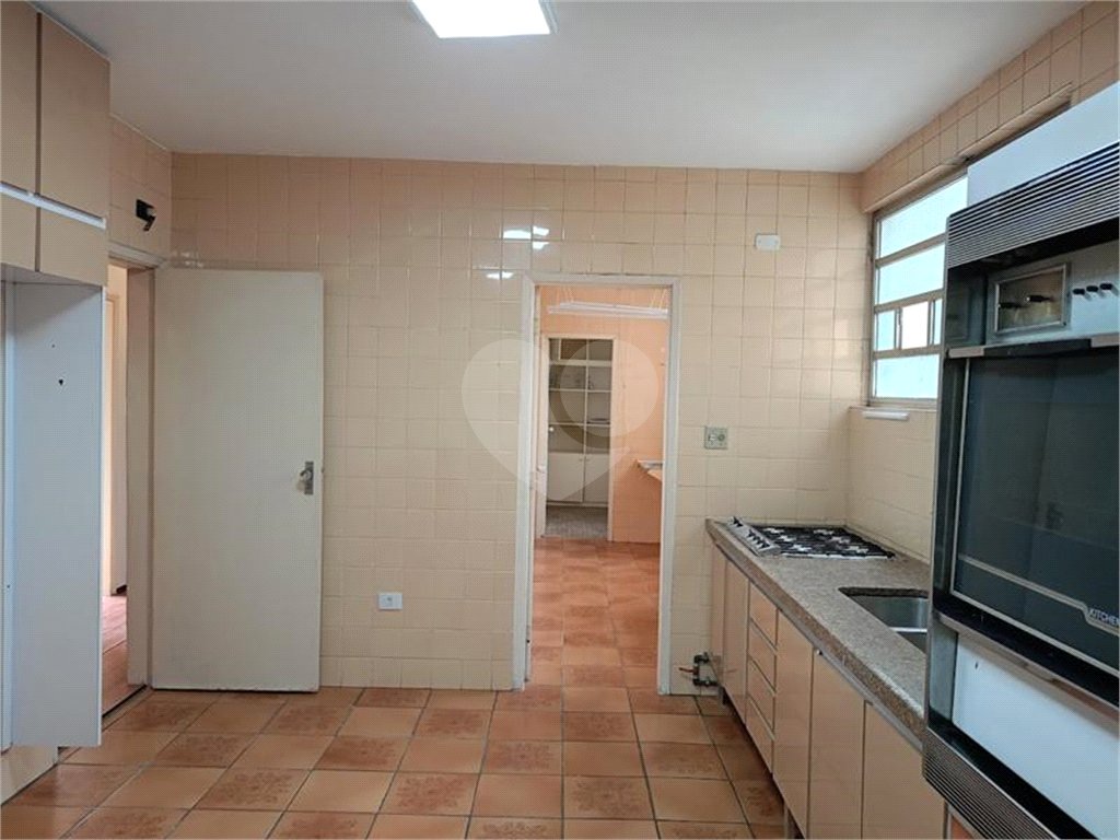 3 QUARTOS + 1 VAGA - BELA VISTA