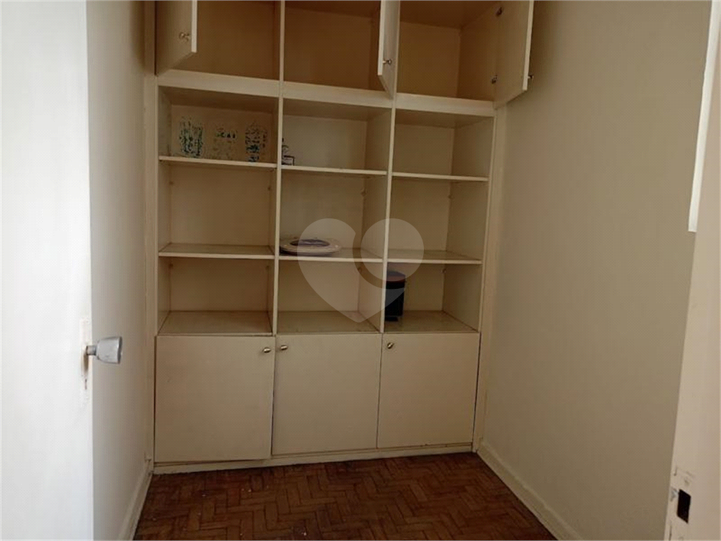 3 QUARTOS + 1 VAGA - BELA VISTA