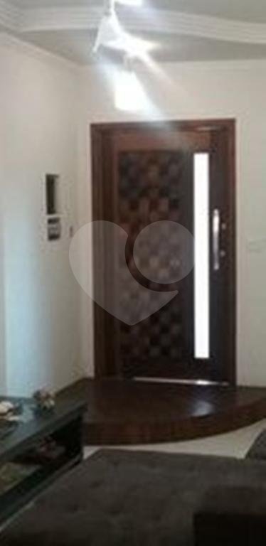 Maravilhosa casa térrea ampla e reformada na região da Casa Verde