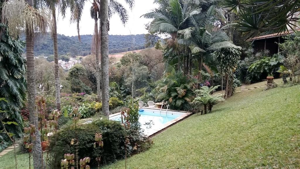 Casa Rua do horto com 509 mts área construída (mas com terreno de 5440 mts) ótimo para construtoras