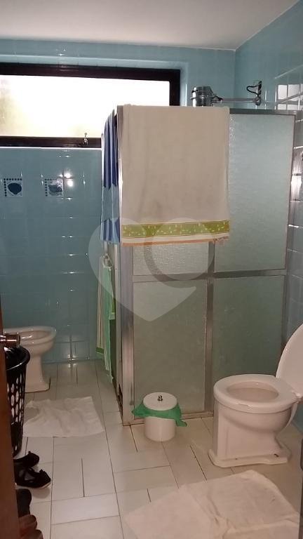Casa Rua do horto com 509 mts área construída (mas com terreno de 5440 mts) ótimo para construtoras