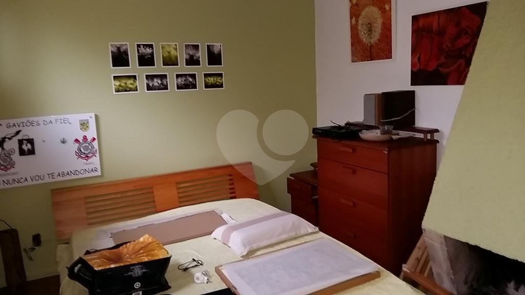 Casa Rua do horto com 509 mts área construída (mas com terreno de 5440 mts) ótimo para construtoras