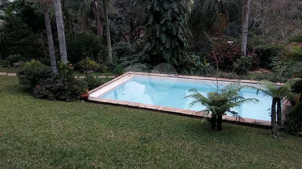 Casa Rua do horto com 509 mts área construída (mas com terreno de 5440 mts) ótimo para construtoras