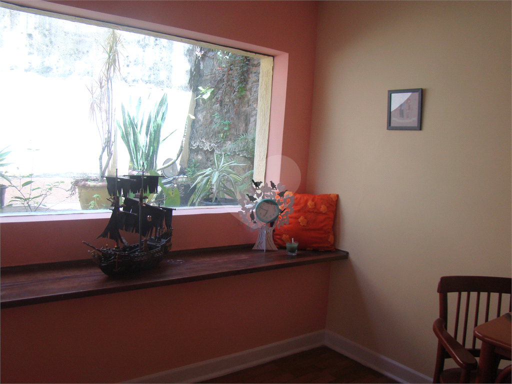 Sobrado para venda com 3 dormitórios, sendo 1 suíte na Zona Norte