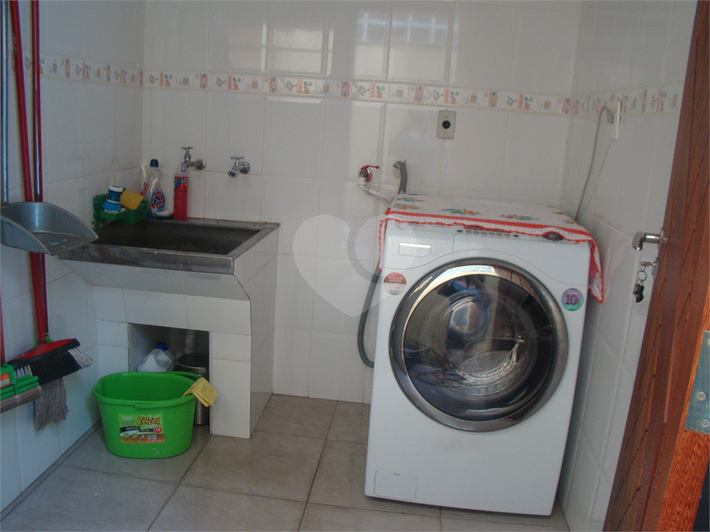 Sobrado para venda com 3 dormitórios, sendo 1 suíte na Zona Norte