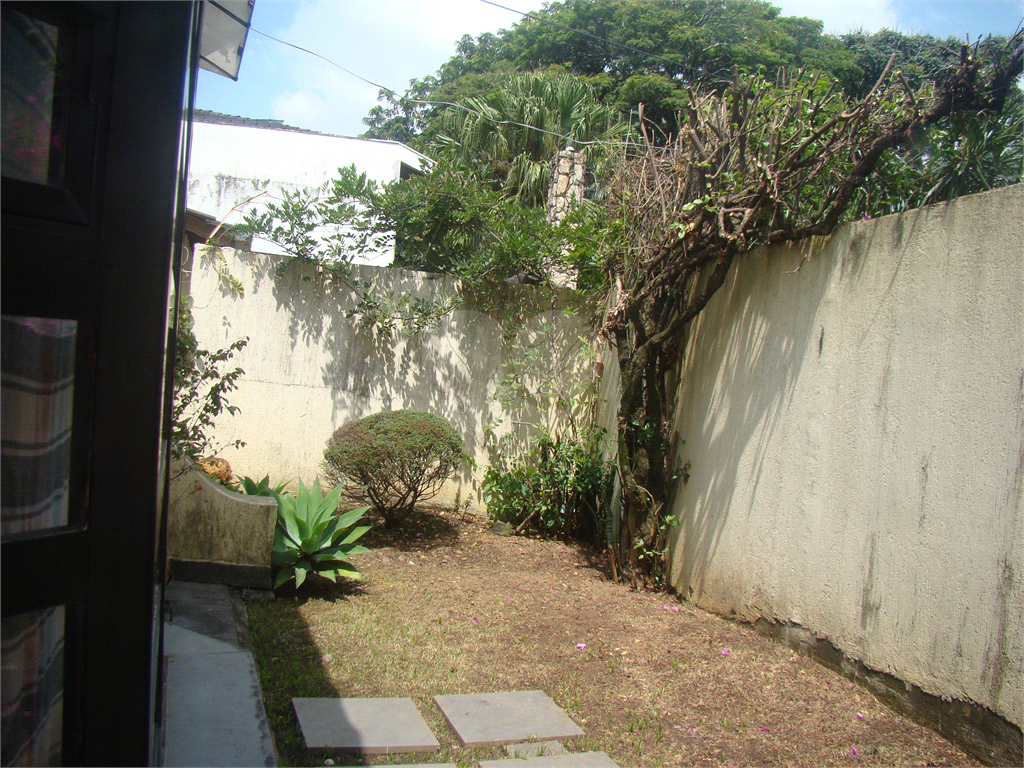 Sobrado para venda com 3 dormitórios, sendo 1 suíte na Zona Norte