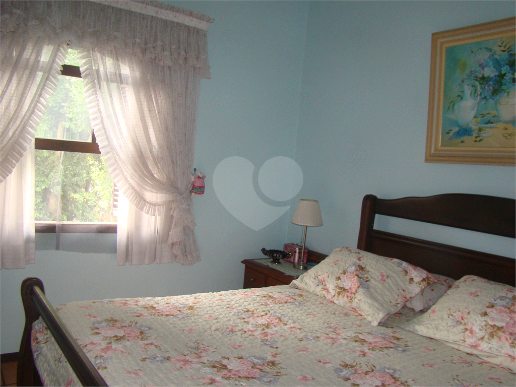 Sobrado para venda com 3 dormitórios, sendo 1 suíte na Zona Norte