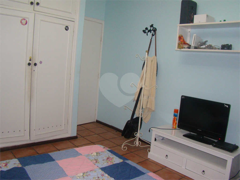 Sobrado para venda com 3 dormitórios, sendo 1 suíte na Zona Norte