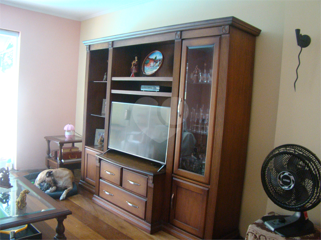 Sobrado para venda com 3 dormitórios, sendo 1 suíte na Zona Norte