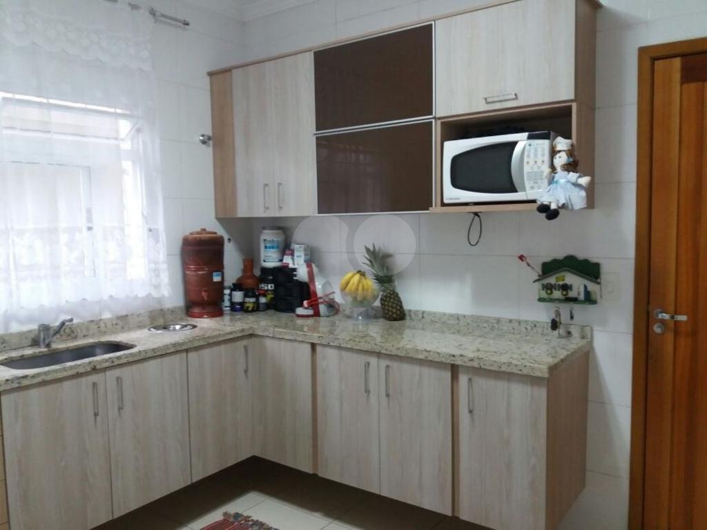 Sobrado no Jardim Guanca (Vila Guilherme)  bem localizado