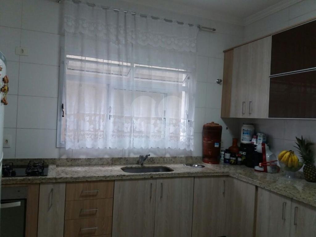 Sobrado no Jardim Guanca (Vila Guilherme)  bem localizado