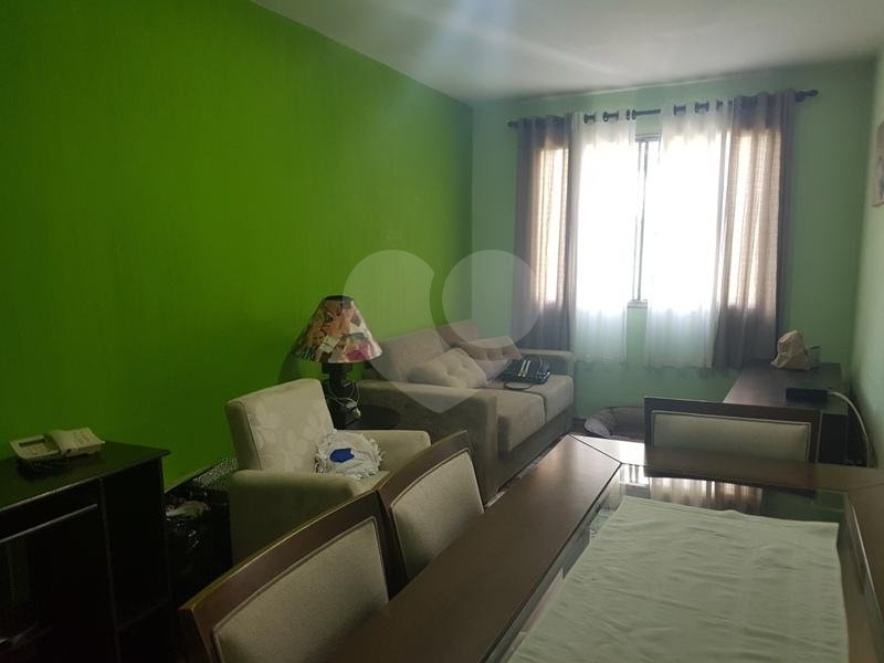 APARTAMENTO em TREMEMBÉ