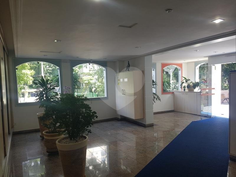 APARTAMENTO em TREMEMBÉ
