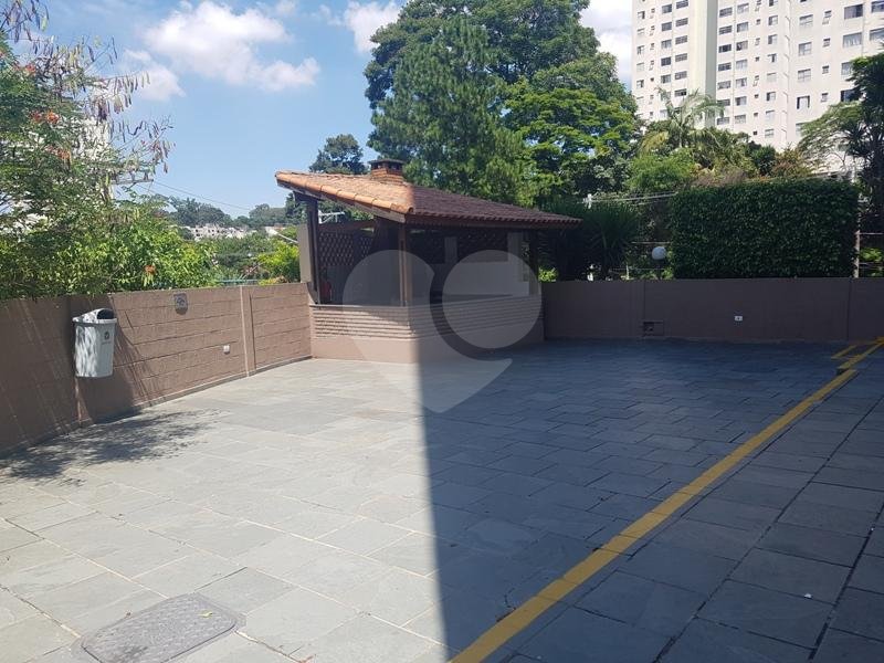 APARTAMENTO em TREMEMBÉ