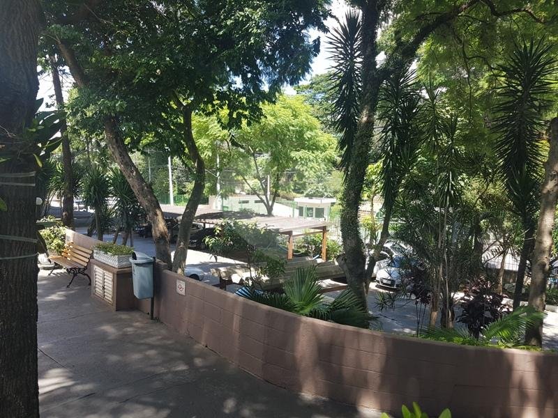 APARTAMENTO em TREMEMBÉ