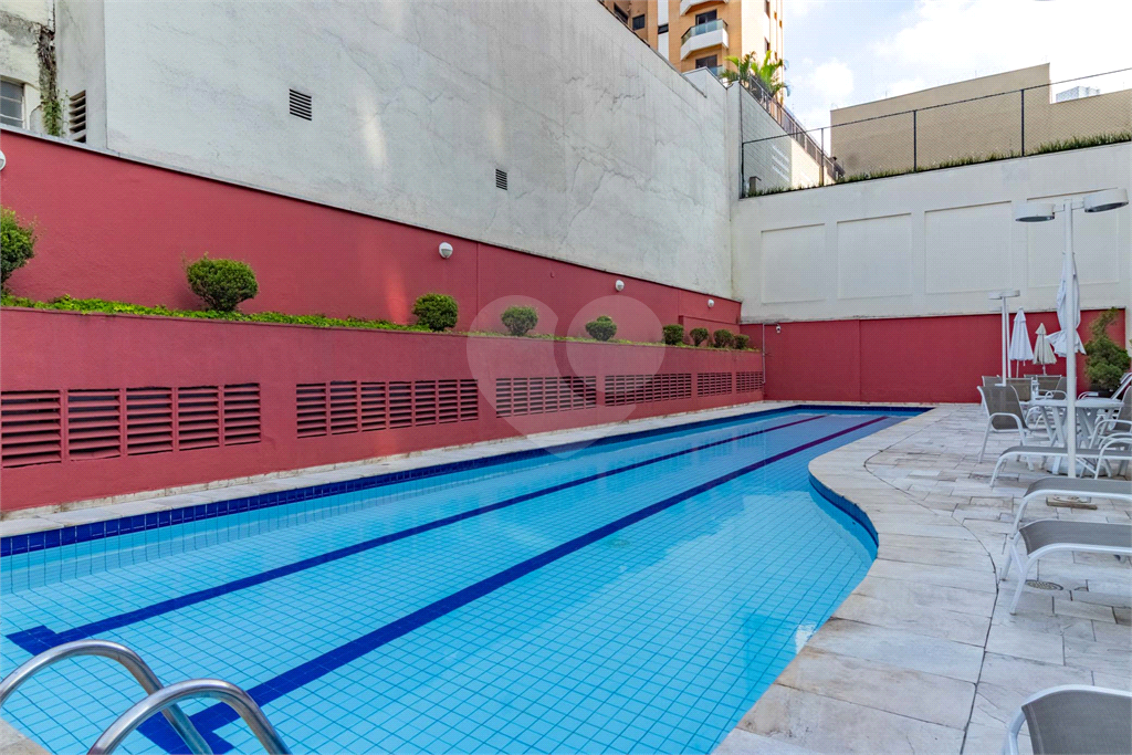 Apartamento - Perdizes - 2 Dormitórios - 67 m²