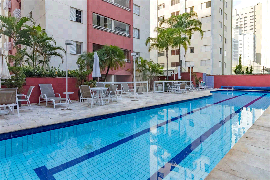 Apartamento - Perdizes - 2 Dormitórios - 67 m²