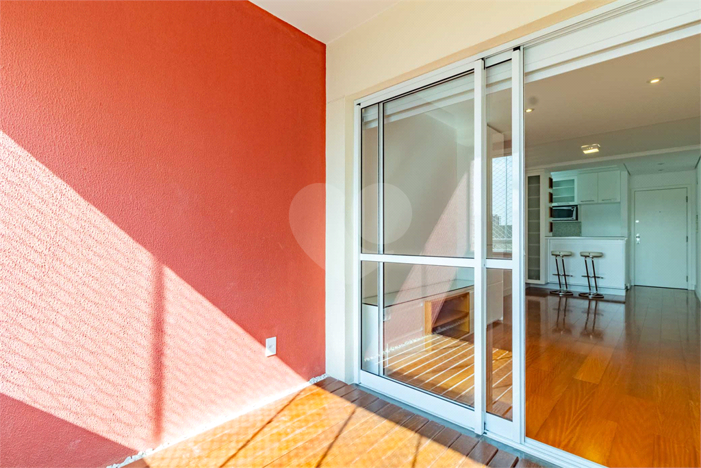 Apartamento - Perdizes - 2 Dormitórios - 67 m²