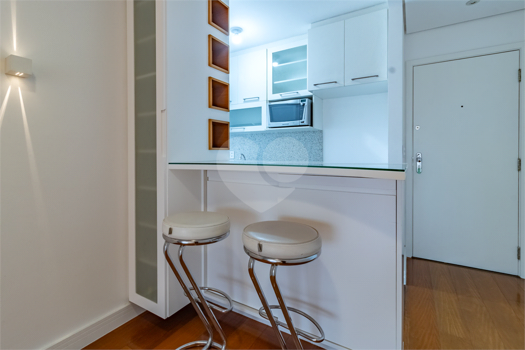 Apartamento - Perdizes - 2 Dormitórios - 67 m²