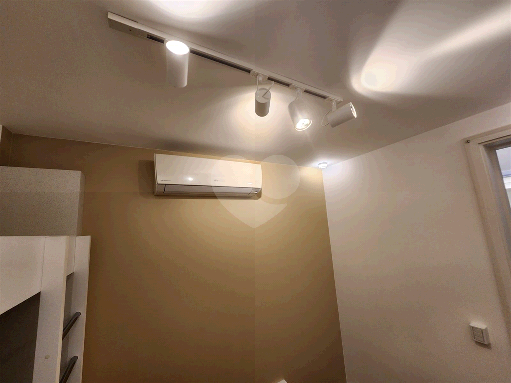 Apartamento com Móveis Planejados