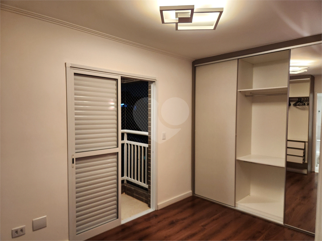 Apartamento com Móveis Planejados