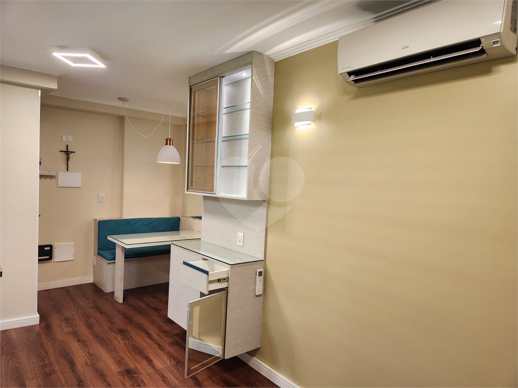 Apartamento com Móveis Planejados