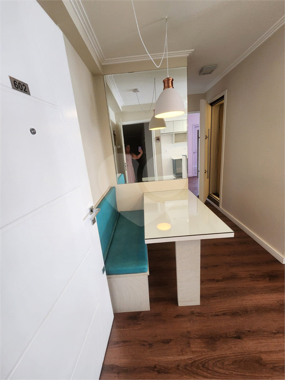 Apartamento com Móveis Planejados