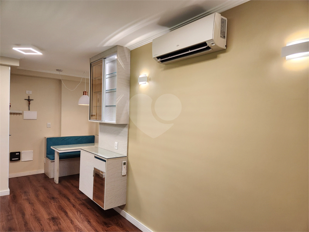 Apartamento com Móveis Planejados