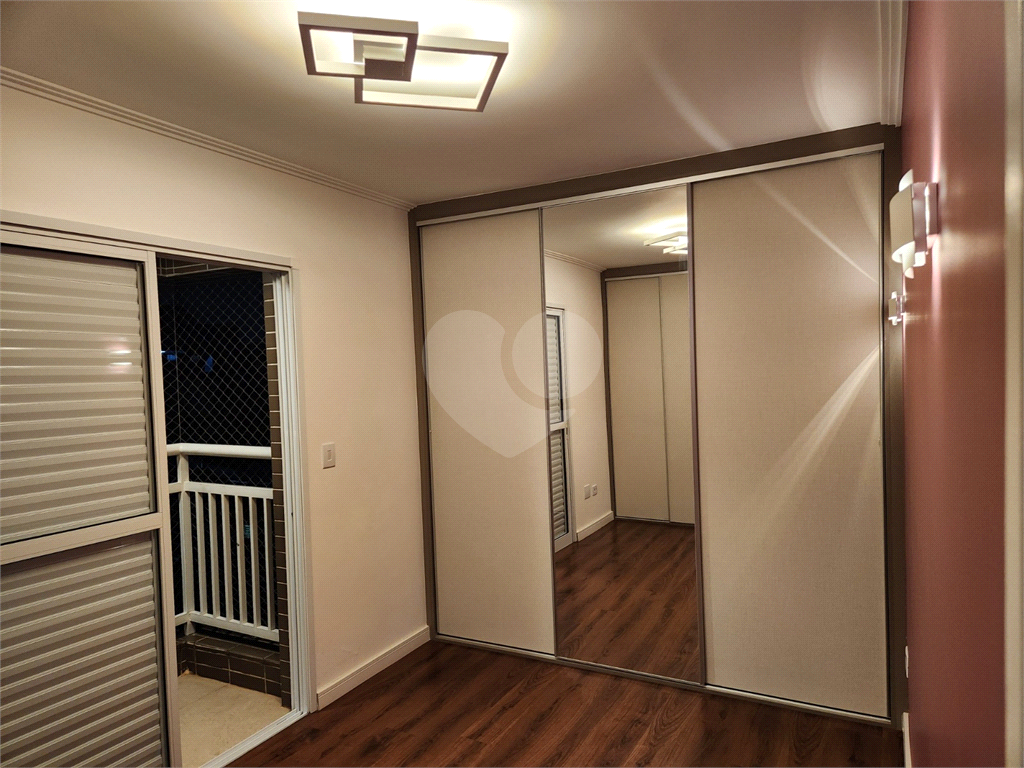 Apartamento com Móveis Planejados
