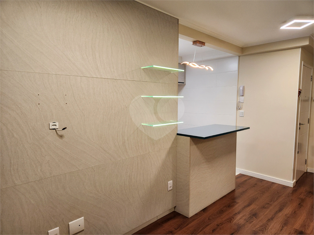 Apartamento com Móveis Planejados