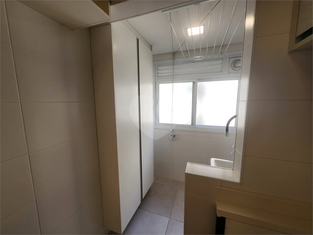 Apartamento com Móveis Planejados