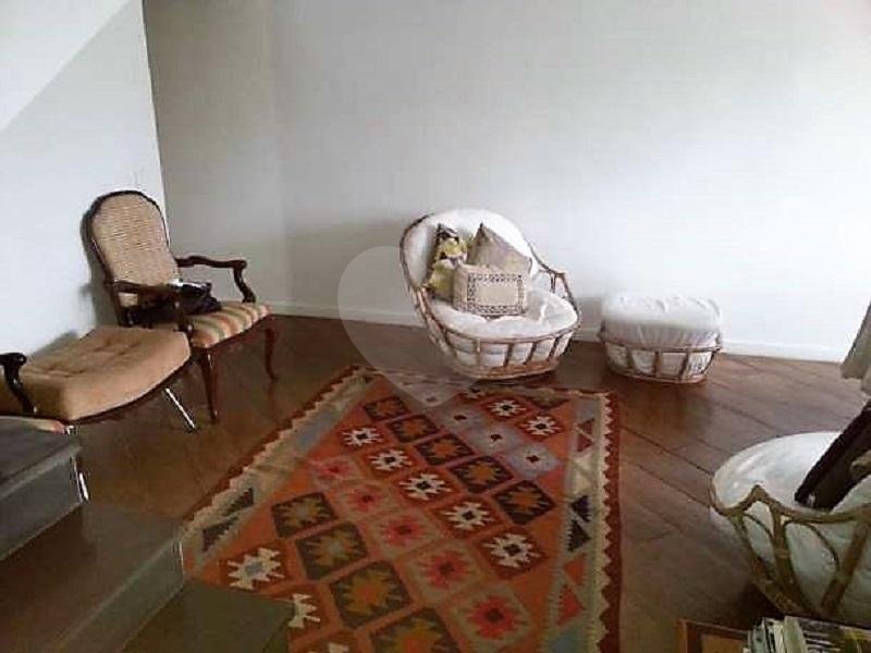 cobertura no itaim 210m² e 2 vagas