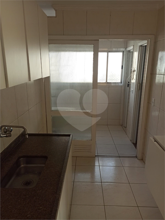 Apartamento à venda com 2 quartos, 65m² - Foto 82