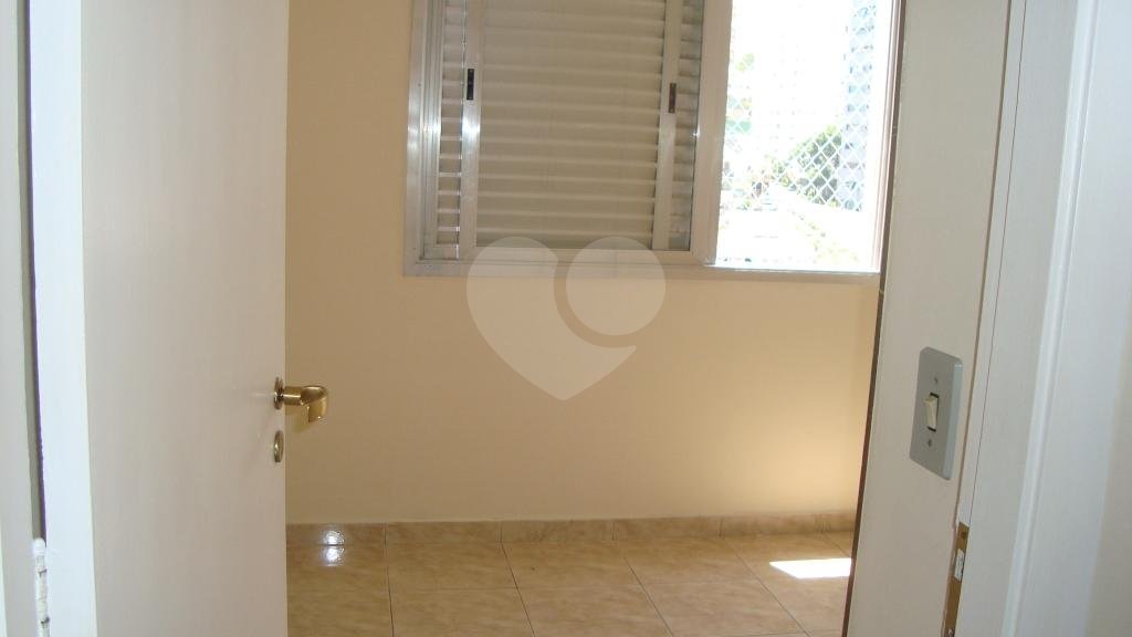 Apartamento à venda com 2 quartos, 65m² - Foto 30