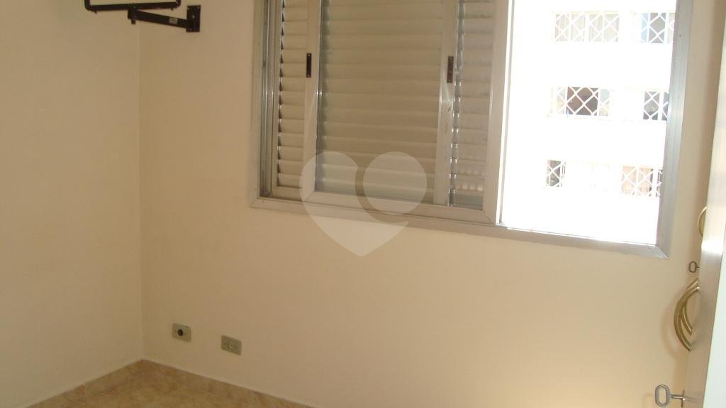 Apartamento à venda com 2 quartos, 65m² - Foto 32