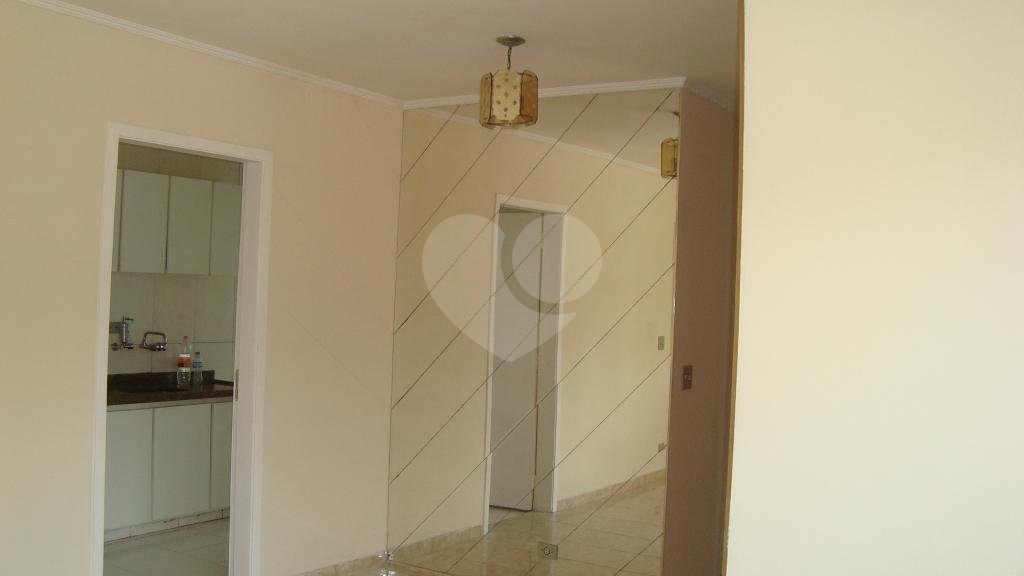 Apartamento à venda com 2 quartos, 65m² - Foto 19