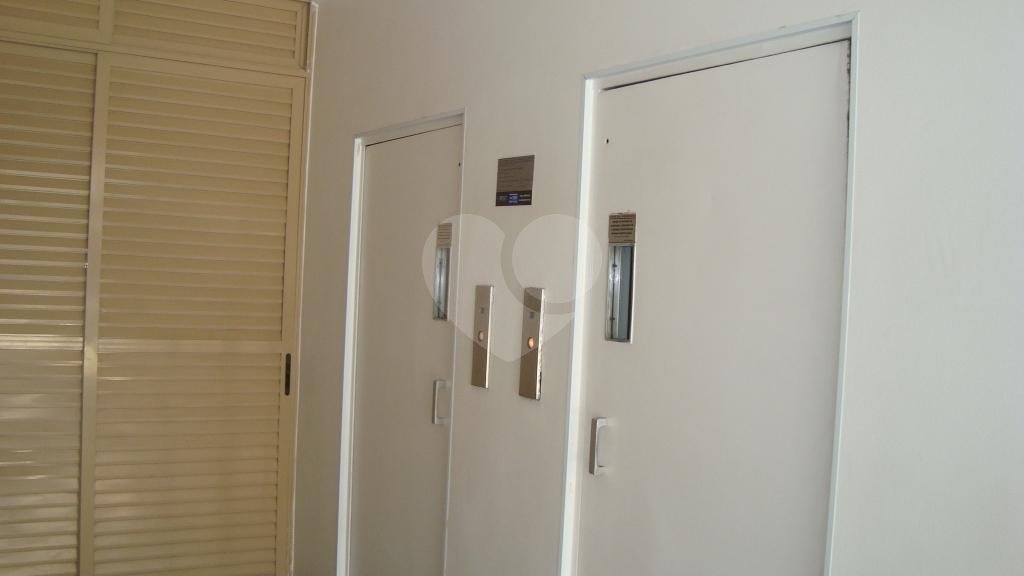 Apartamento à venda com 2 quartos, 65m² - Foto 15