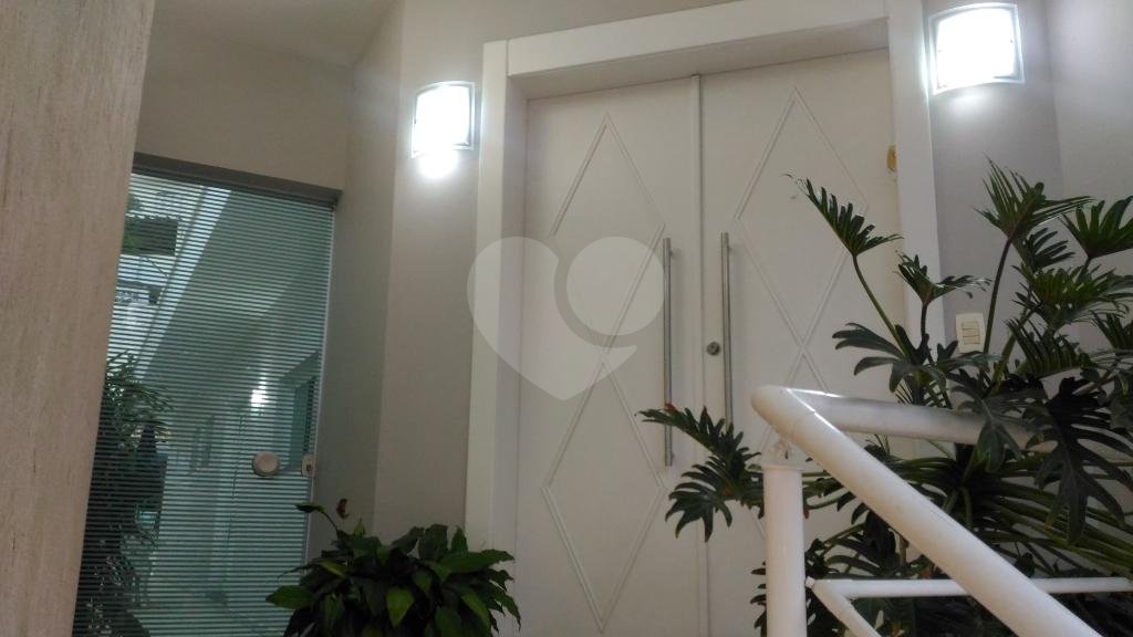 Casa à venda com 3 quartos, 300m² - Foto 49