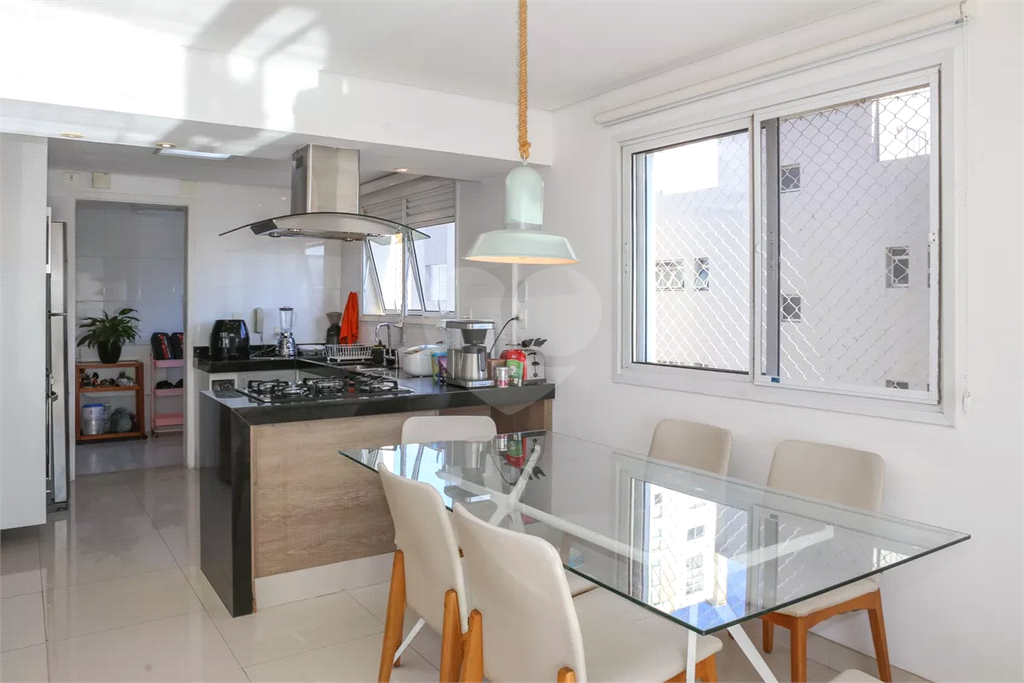 Apartamento Pompeia 3 dormitórios, sendo 1 suíte, e 2 vagas de garagem