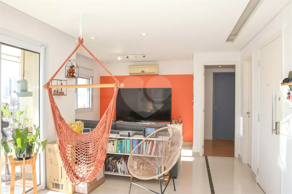 Apartamento Pompeia 3 dormitórios, sendo 1 suíte, e 2 vagas de garagem